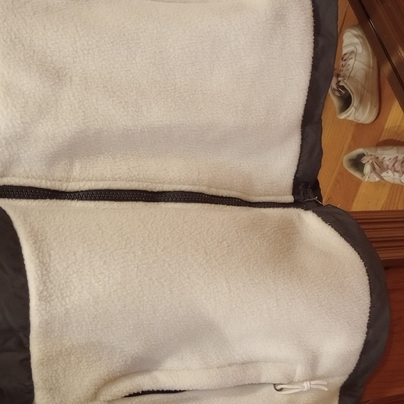 The North Face Women's jacket - Picture 3 of 4